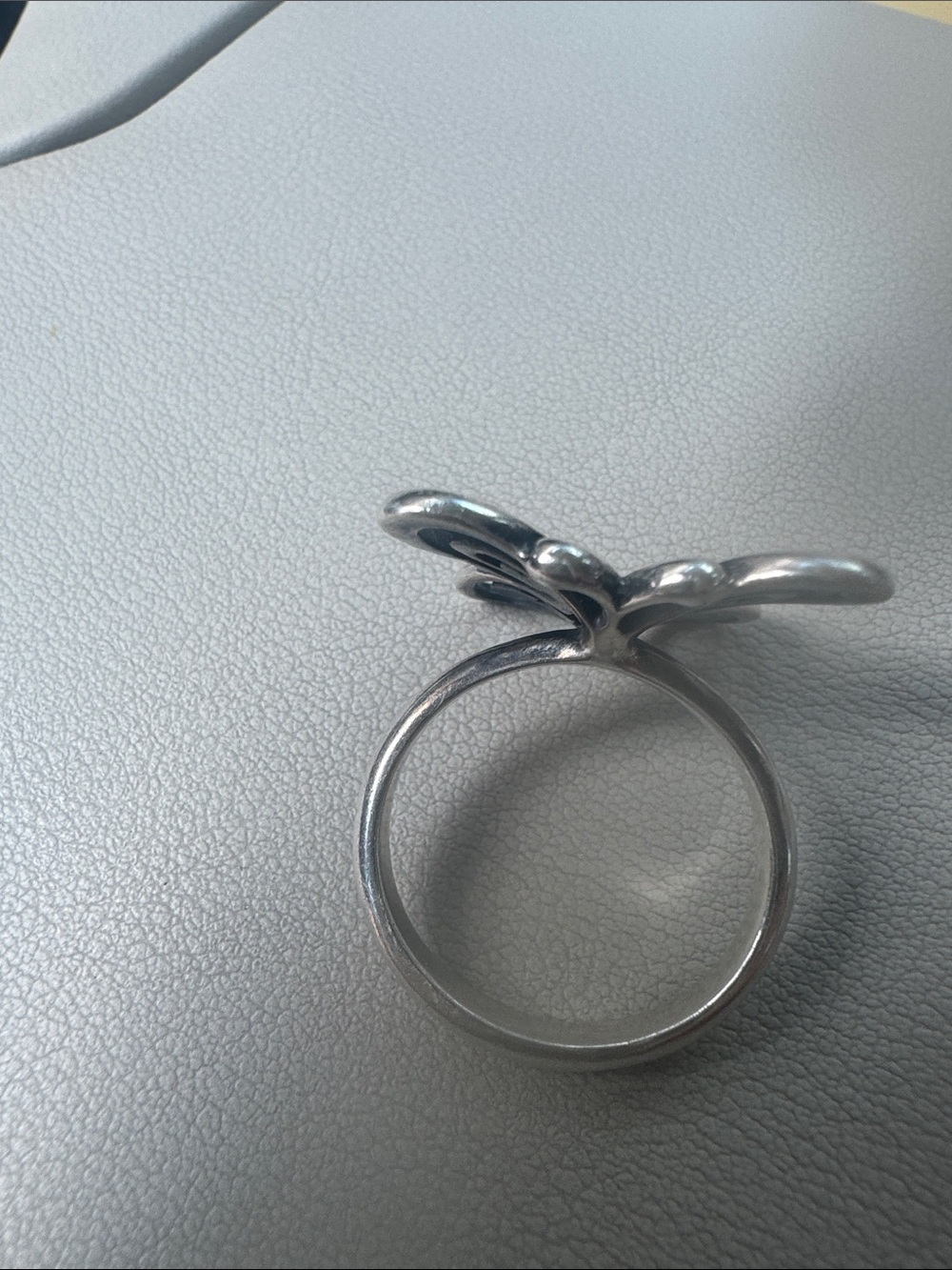 James Avery Retired Silver Butterfly Swirl Ring - Picture 2 of 4